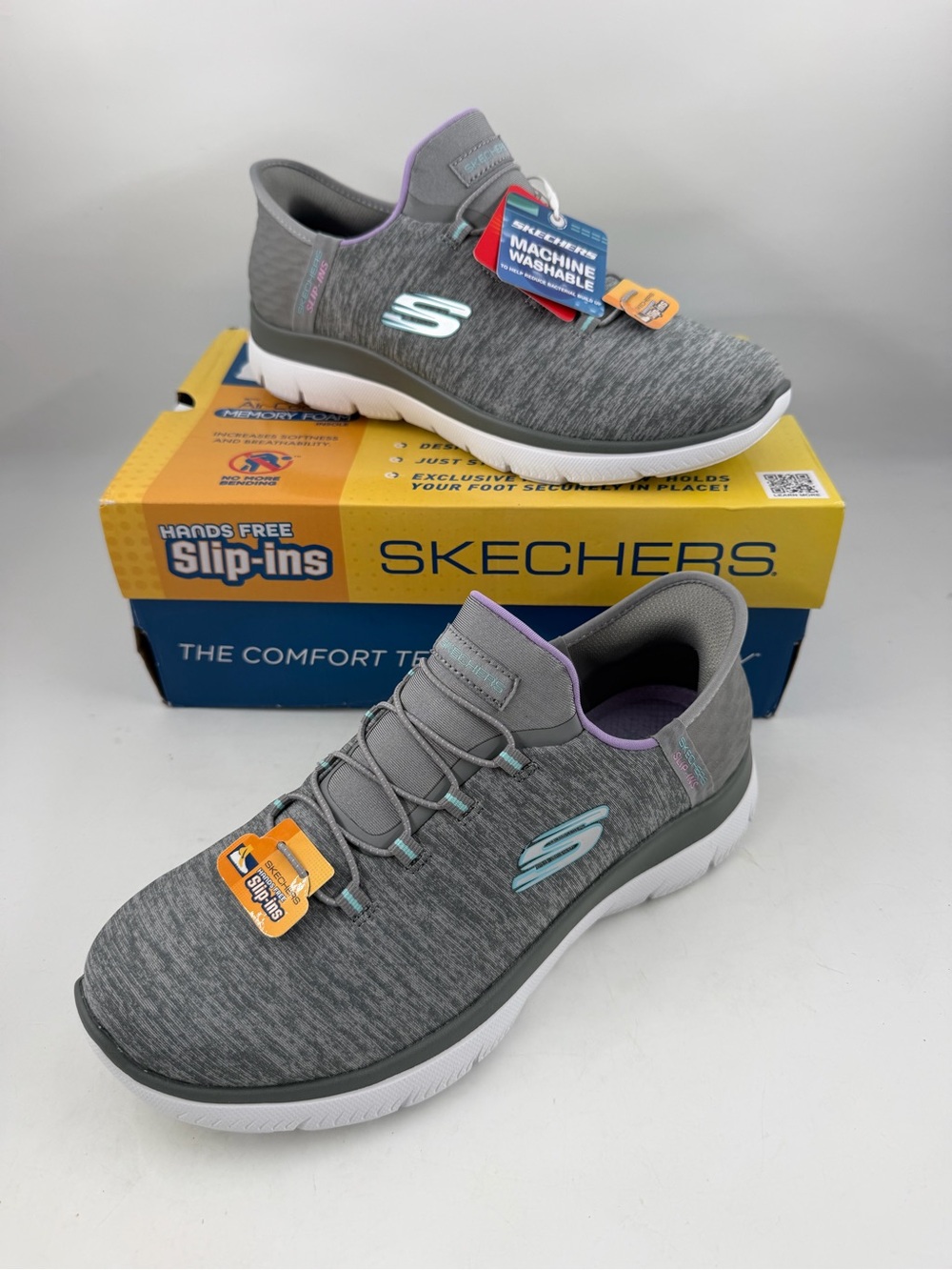 Skechers Women’s Slip-Ins:Summits -SZ 9 WIDE- Dazzling Haze Memory Foam Shoe